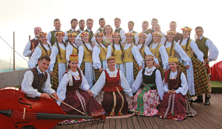 VGTU šokių ansamblis„Vingis“ vasarą viešėjo Portugalijoje